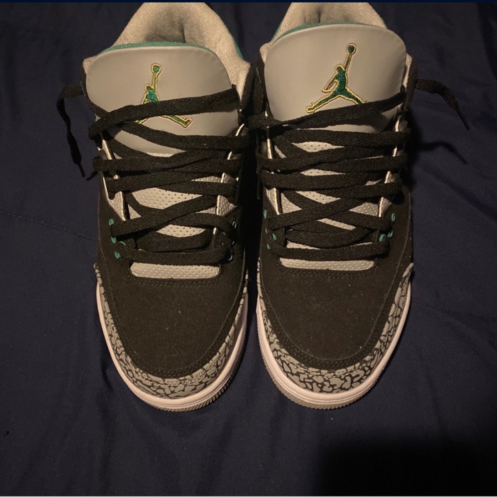 Jordan 3 pine green